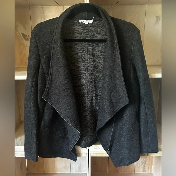 BB DAKOTA Dark Grey Asymmetrical Zip Fleece Moto Jacket Size Medium - Picture 10 of 12